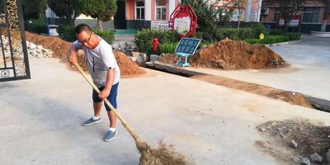 阳光二小新起点 新希望——巩义市第二小学2018秋季一年级新生报名工作掠影