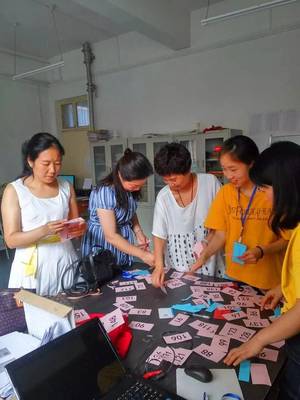 新起点 新希望——巩义市第二小学2018秋季一年级新生报名工作掠影